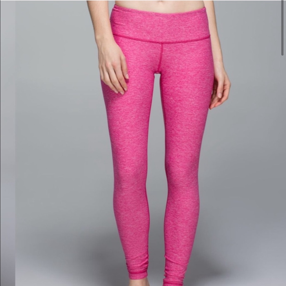 Lululemon wunder under